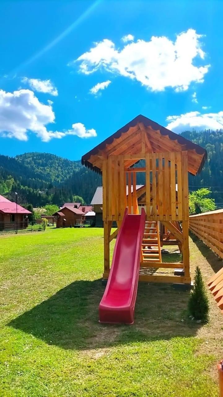 Casa Prundari Nicu Si Mirela Hotel Poiana Teiului Eksteriør billede